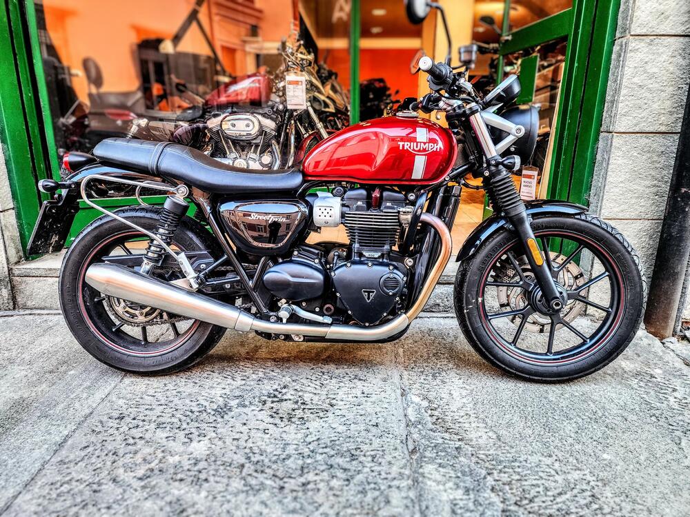 Triumph Street Twin 900 (2017 - 18)