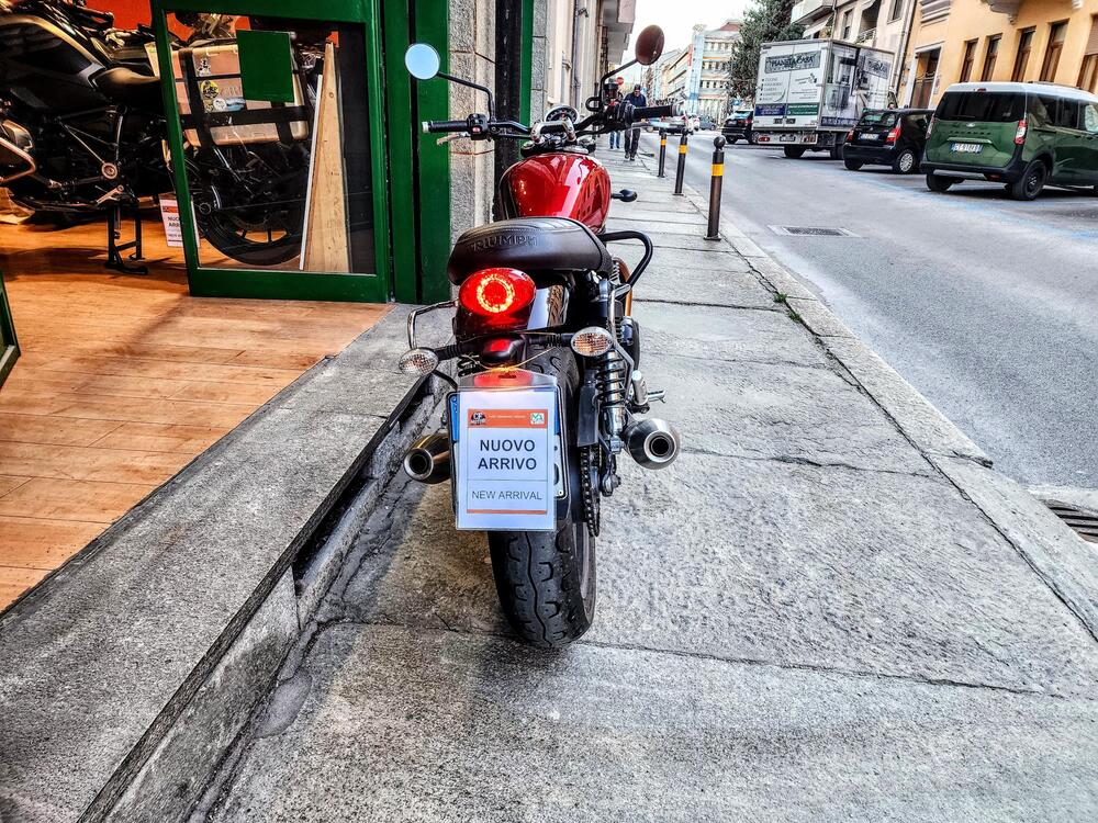 Triumph Street Twin 900 (2017 - 18) (5)
