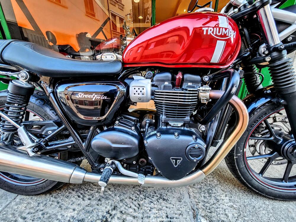 Triumph Street Twin 900 (2017 - 18) (10)