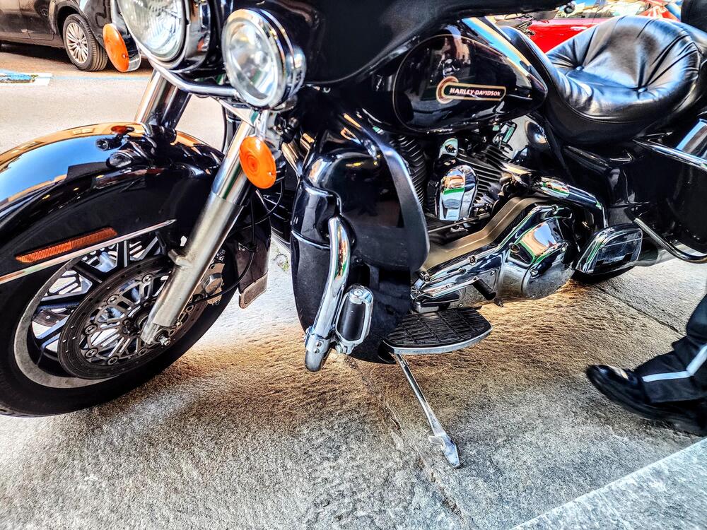 Harley-Davidson 1450 Electra Glide Standard (1999 - 00) - FLHT (6)