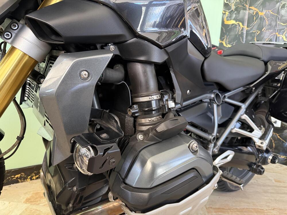 Bmw R 1200 R (2015 - 16) (9)