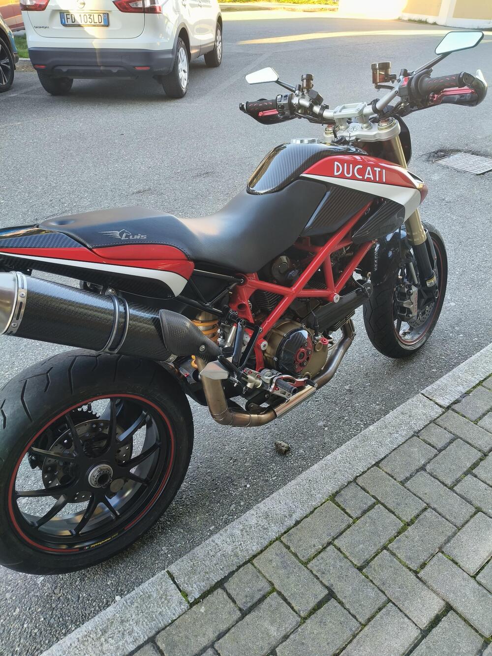 Ducati Hypermotard 1100 S (2007 - 09) (9)