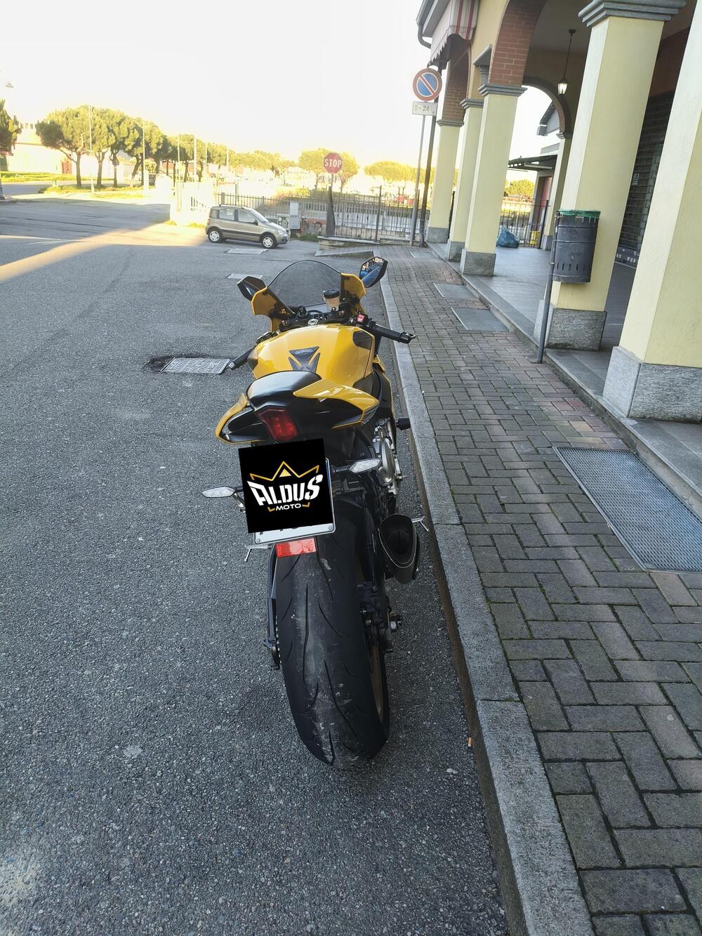 Yamaha YZF R1 60th Anniversary (2015 - 16) (10)