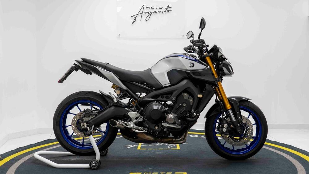 Yamaha MT-09 SP (2018 - 20) (2)