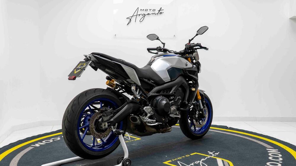 Yamaha MT-09 SP (2018 - 20) (3)