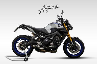 Yamaha MT-09 SP (2018 - 20) usata