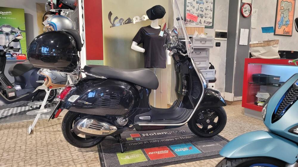Vespa GTS 300 Supertech Hpe (2021 - 22)