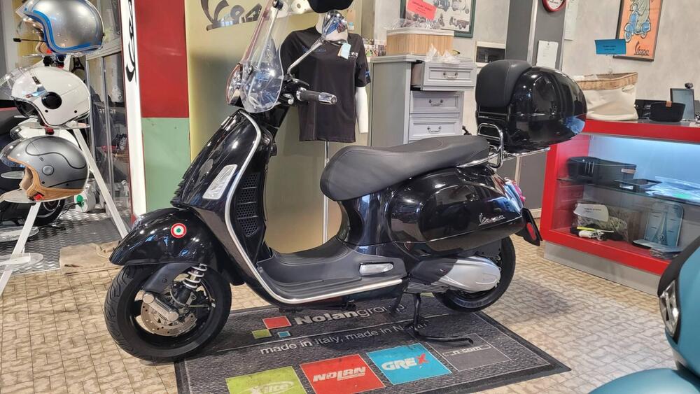 Vespa GTS 300 Supertech Hpe (2021 - 22) (3)