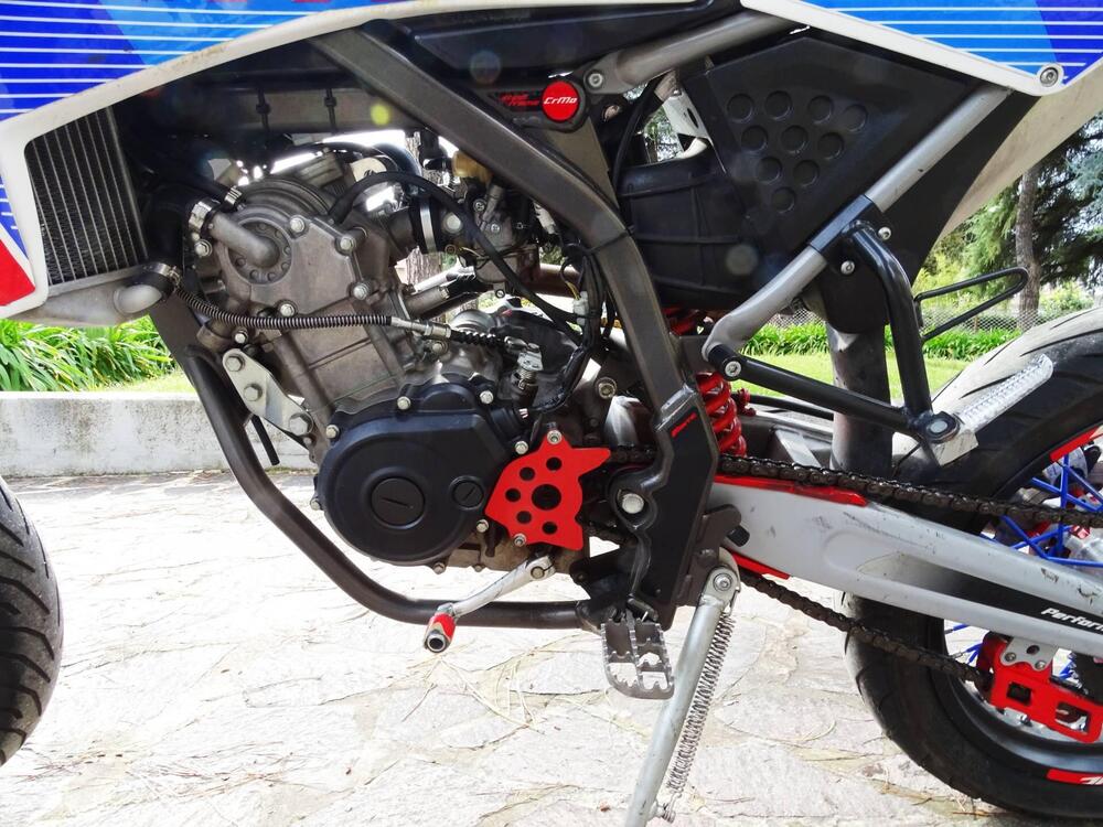 Fantic Motor Motard 125 Performance 4t (2020) (10)