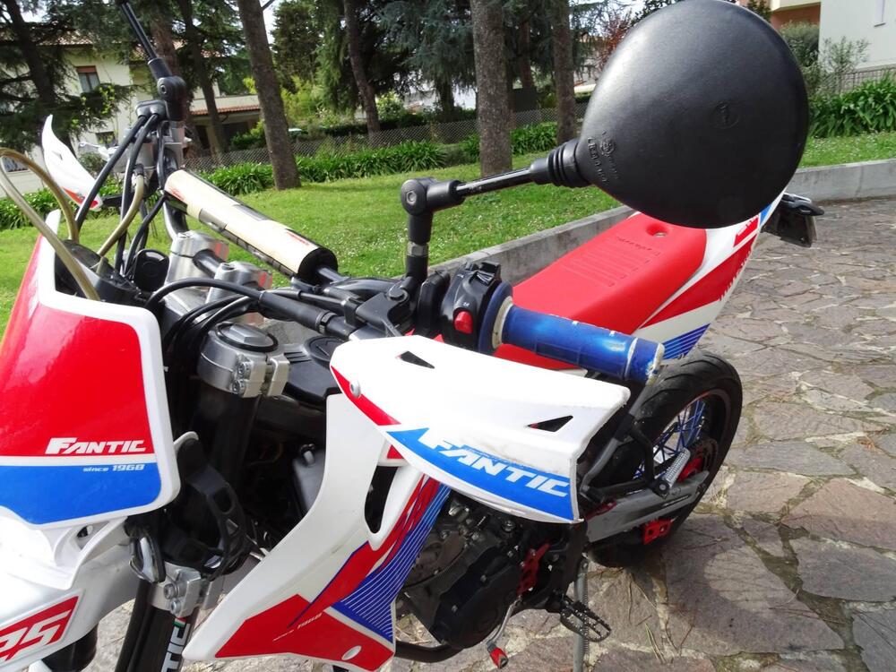 Fantic Motor Motard 125 Performance 4t (2020) (14)