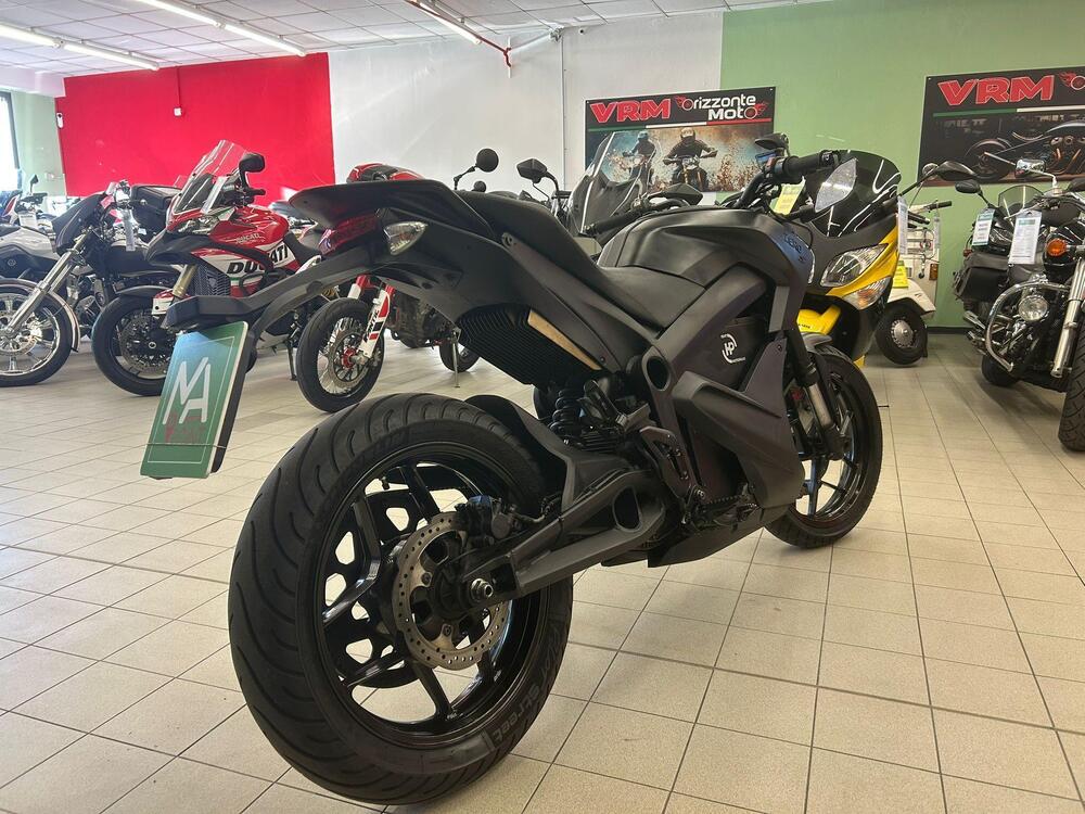 Zero S (2015 - 23) (7)