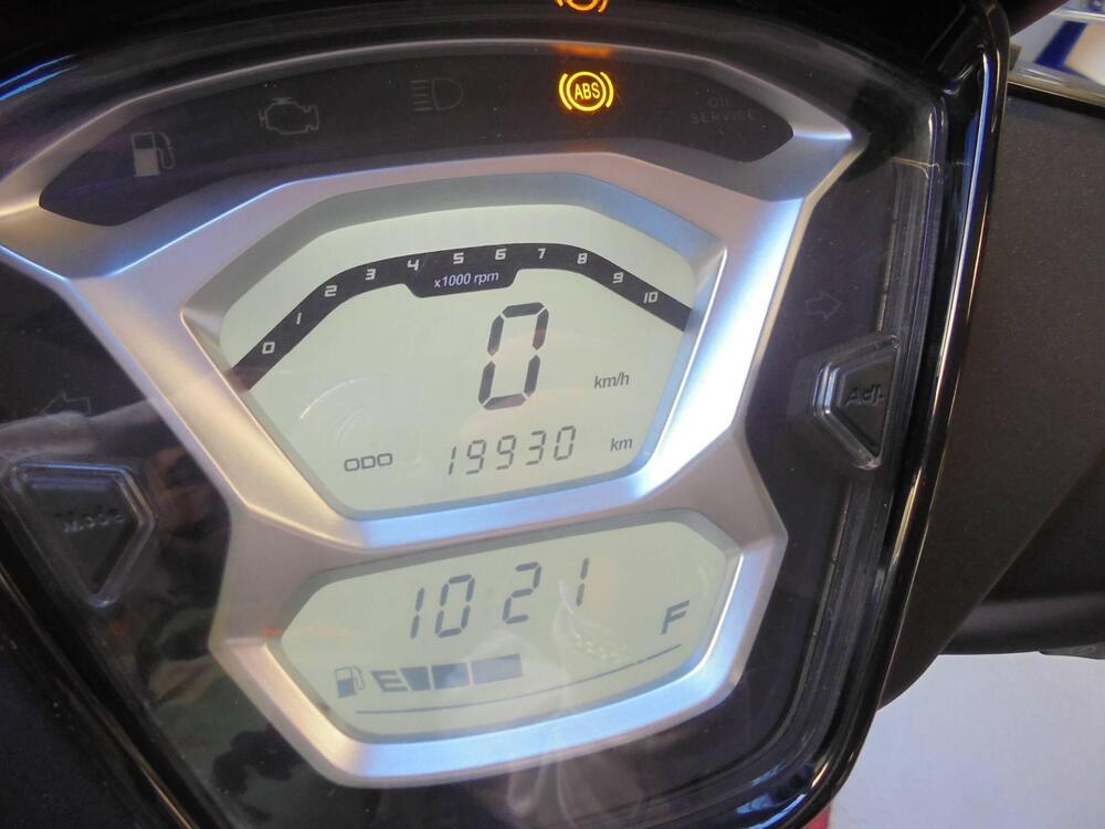 Kymco People 200i S (2021 - 26) (3)