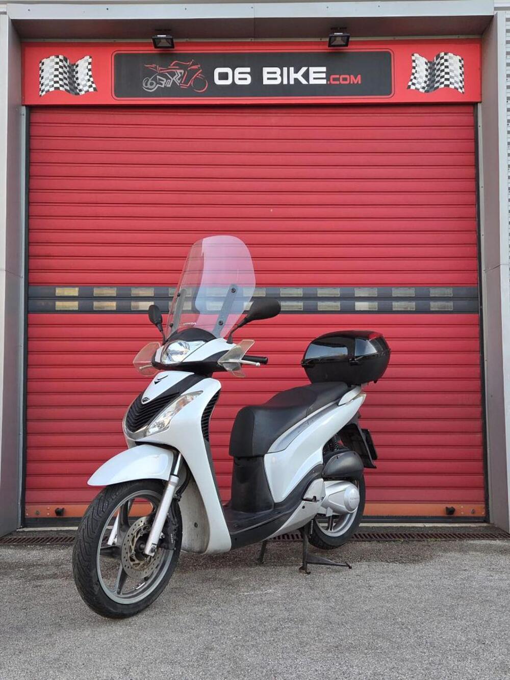 Honda SH 150i (2009 - 12) (5)