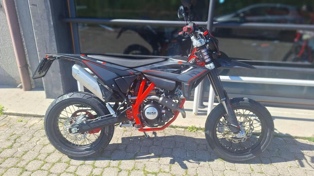 Betamotor RR 125 4T Motard R (2025 - 26)