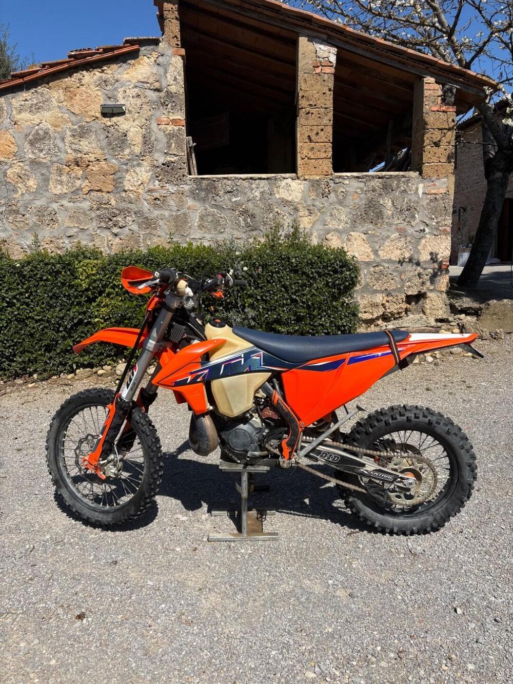 KTM 300 EXC E TPI (2022) (4)