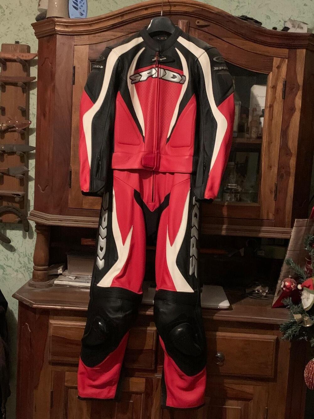 Vendo tuta moto modello Spidi con accessori