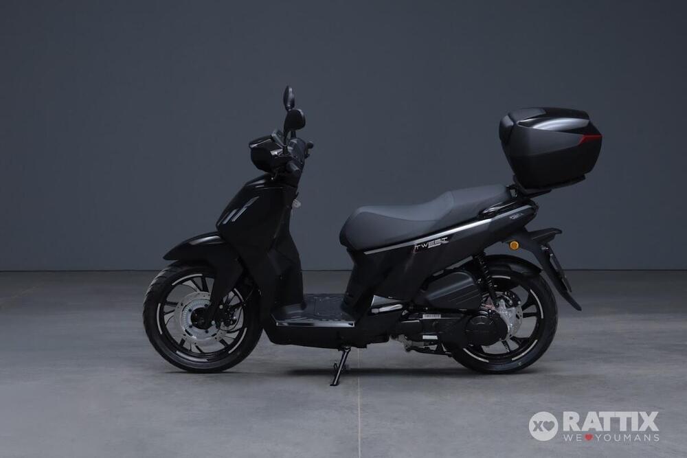 Peugeot Tweet 125 FL Active (2025 - 26) (3)