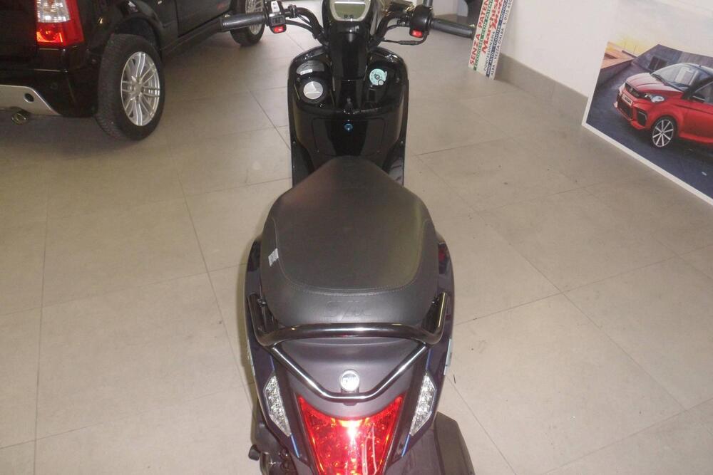 Sym Mio 50 (2021 - 26) (6)