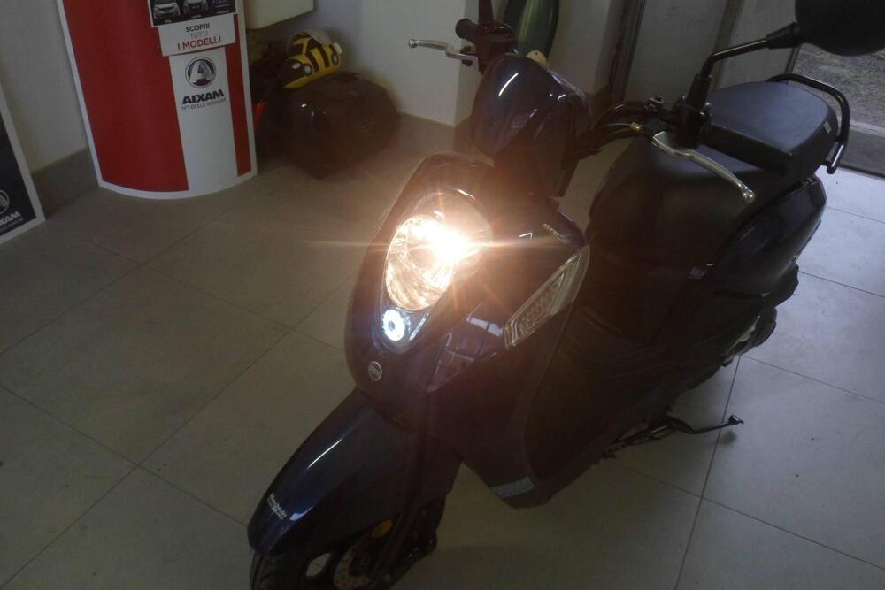 Sym Mio 50 (2021 - 26) (9)