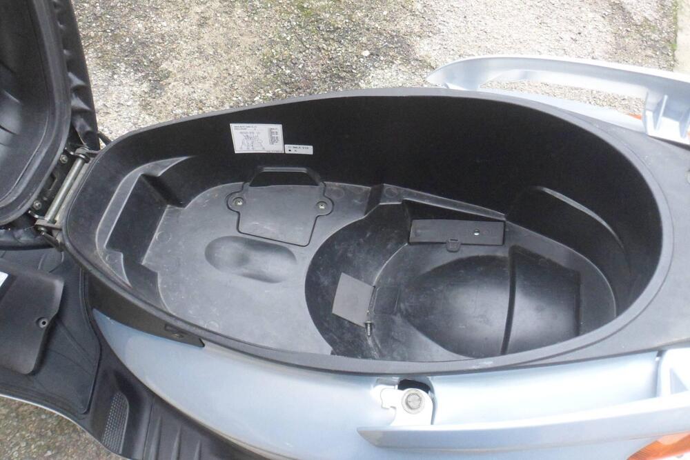 Yamaha Cygnus X 125 (2004 - 05) (7)