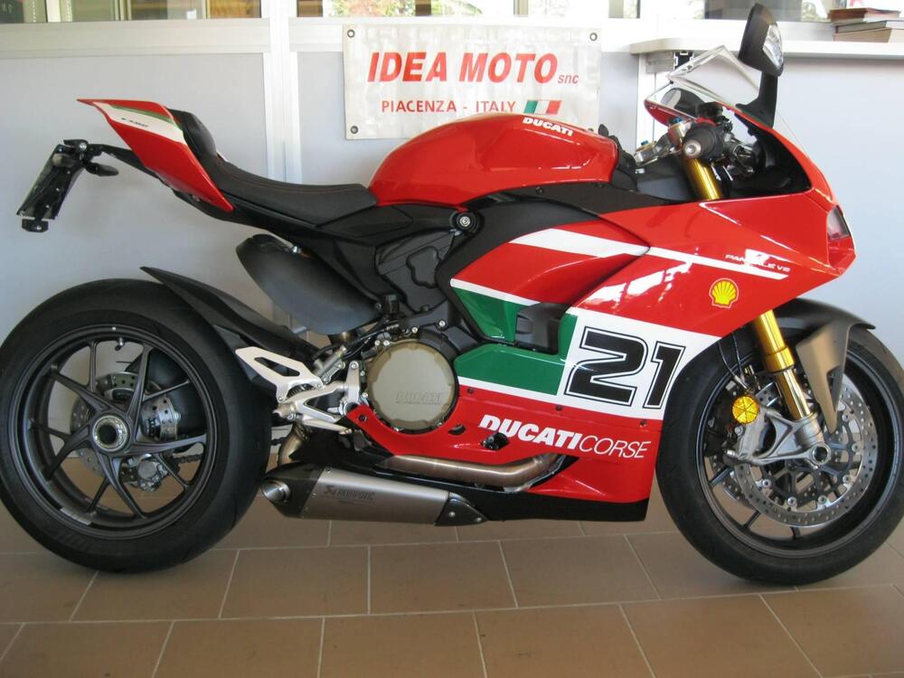 Ducati Panigale V2 Bayliss 1st Championship 20th Anniversary (2021 - 24) (2)