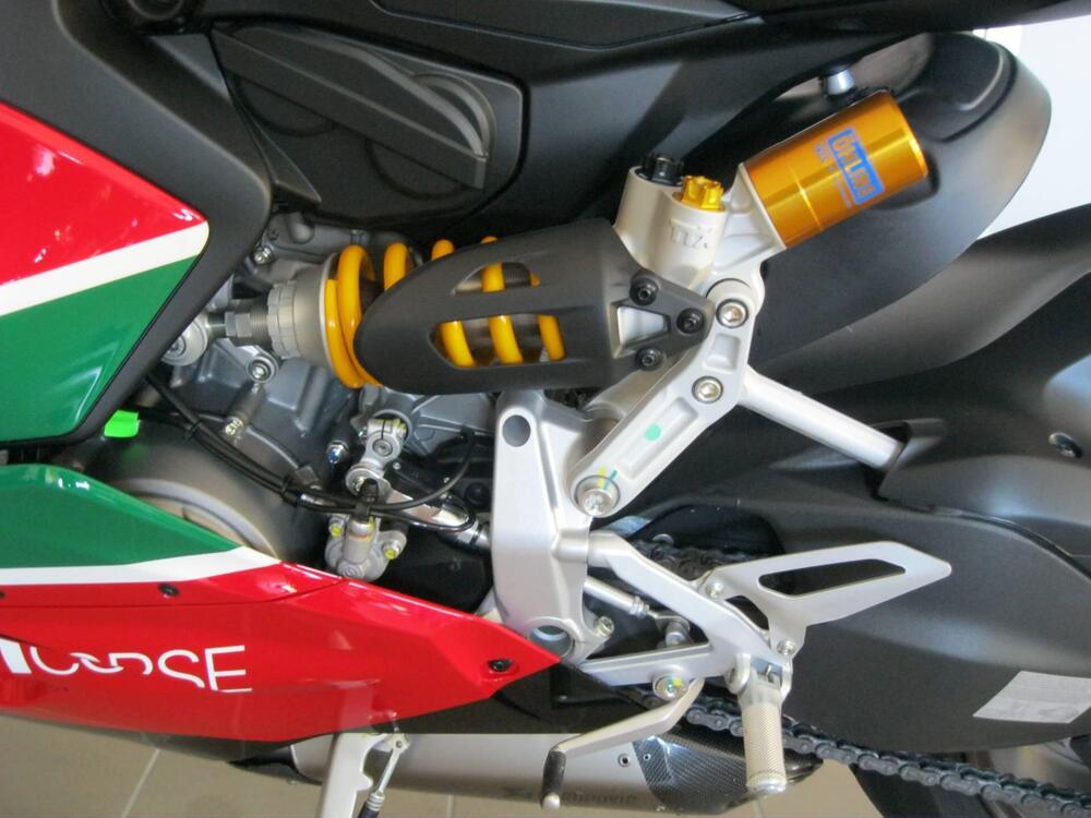 Ducati Panigale V2 Bayliss 1st Championship 20th Anniversary (2021 - 24) (6)