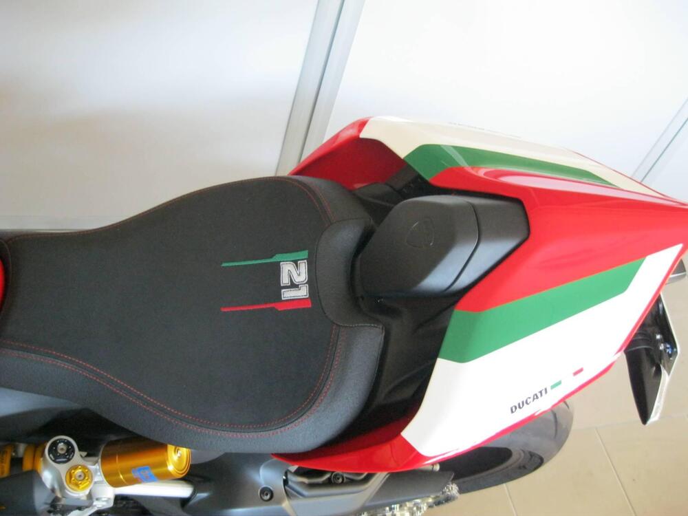 Ducati Panigale V2 Bayliss 1st Championship 20th Anniversary (2021 - 24) (9)