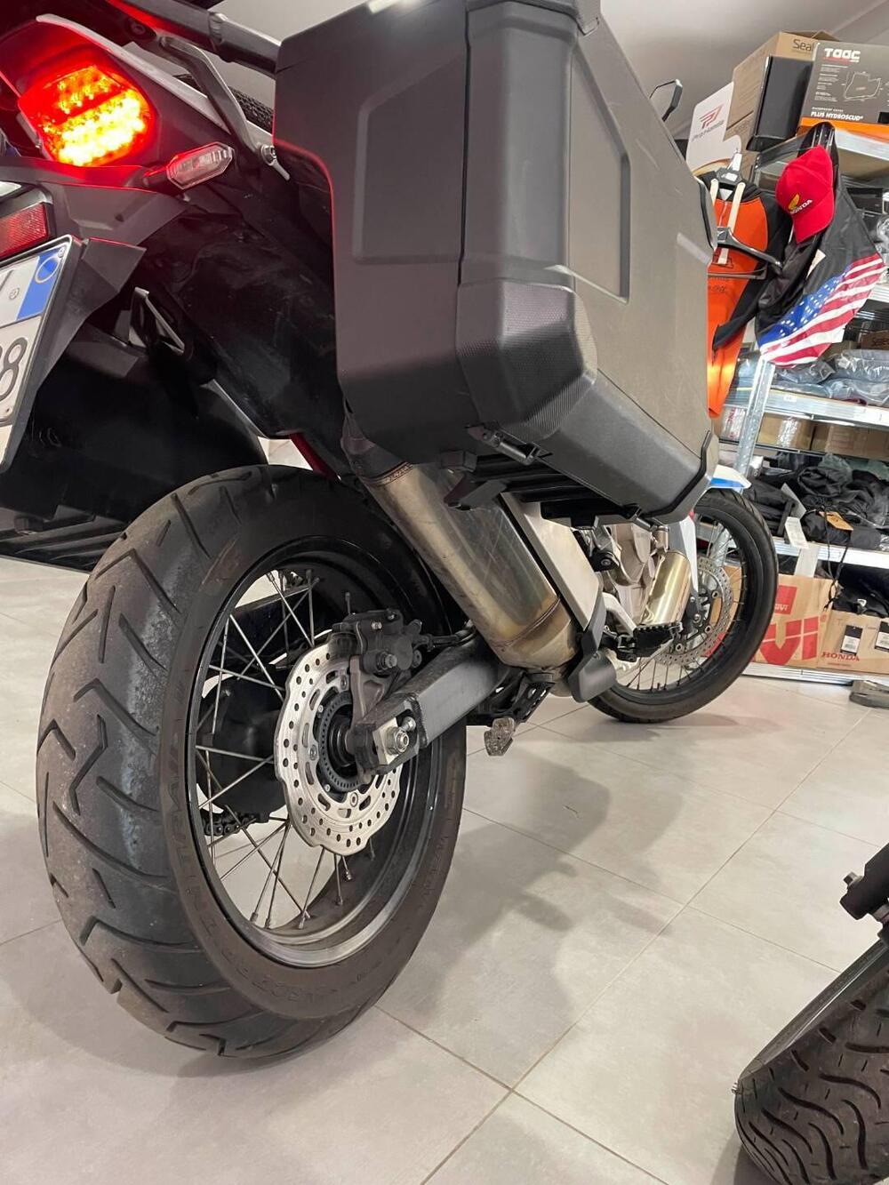 Honda Africa Twin CRF 1100L (2022 - 23) (6)