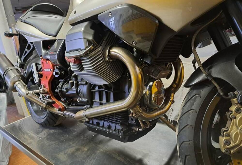 Moto Guzzi V11 Le Mans (2001 - 06) (3)