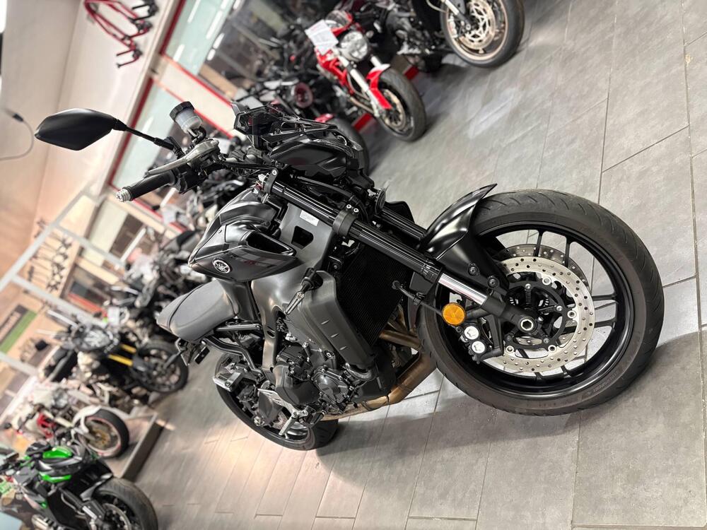 Yamaha MT-09 (2021 - 23) (6)