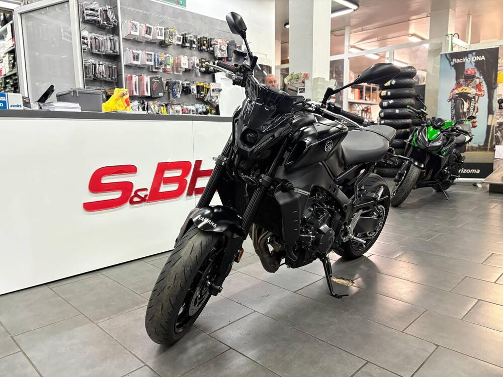 Yamaha MT-09 (2021 - 23) (2)