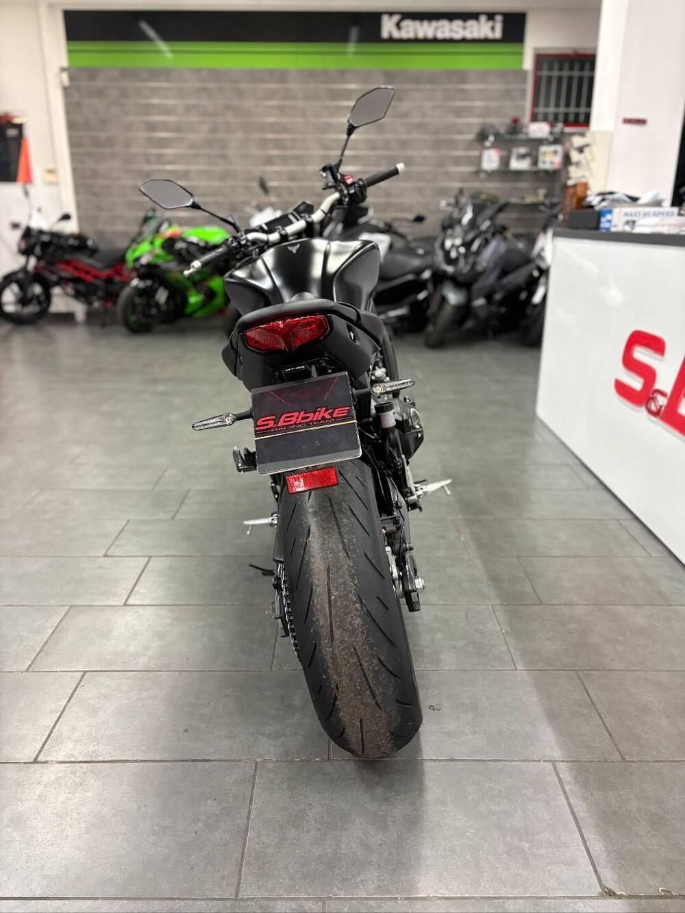 Yamaha MT-09 (2021 - 23) (4)