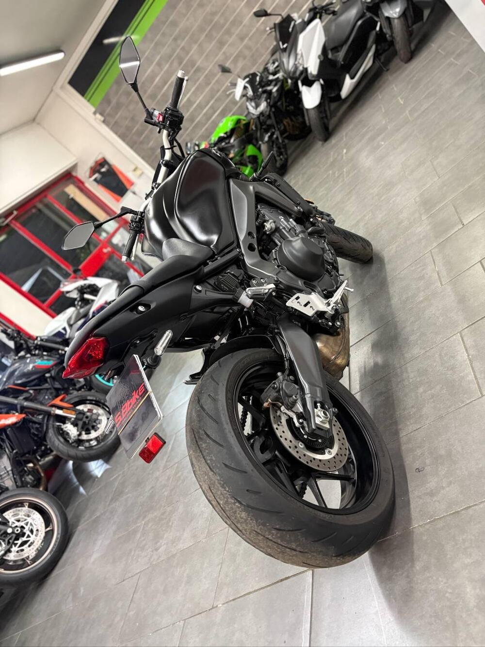 Yamaha MT-09 (2021 - 23) (5)