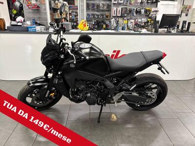 Yamaha MT-09 (2021 - 23) usata