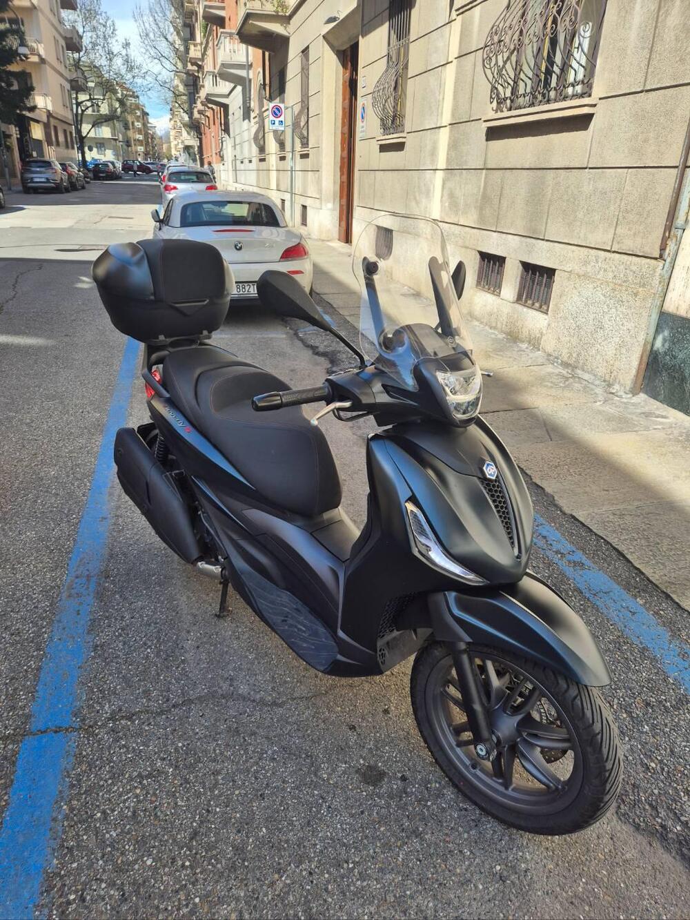 Piaggio Beverly 400 ABS-ASR (2021 - 24) (4)