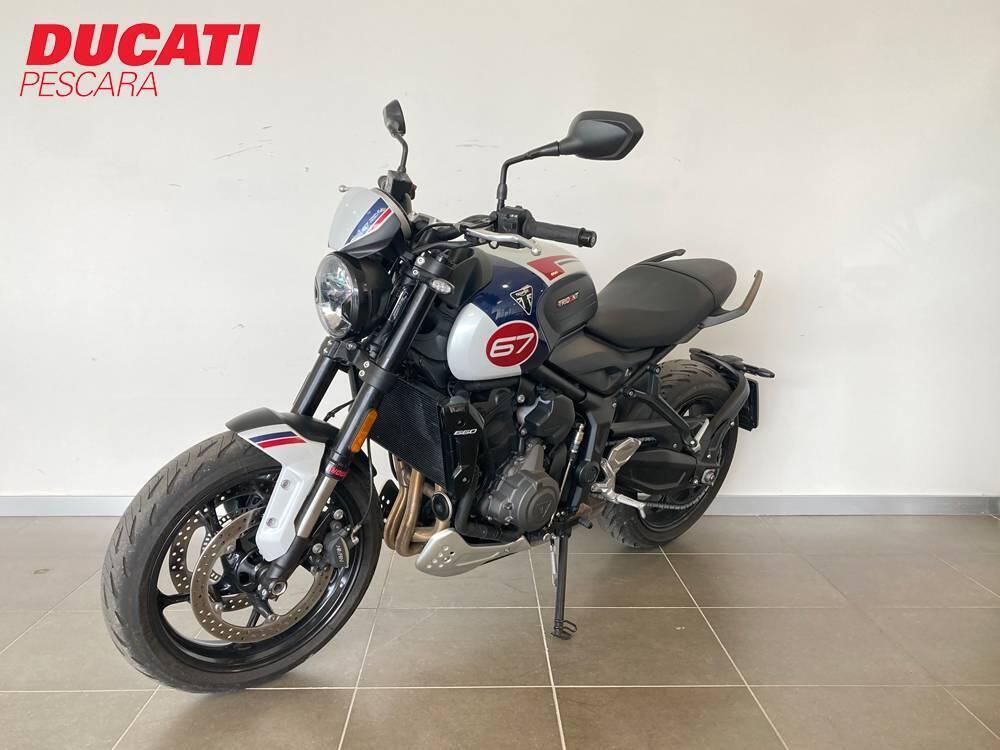 Triumph Trident 660 Triple Tribute Edition (2024) (3)