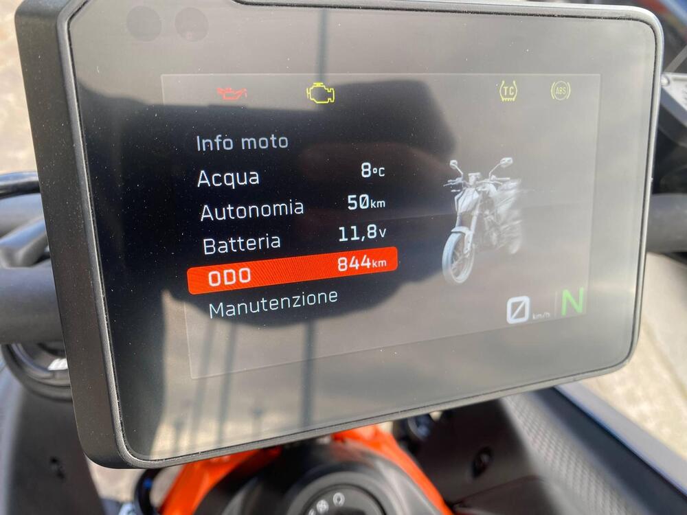 KTM 390 Duke (2024 - 25) (3)