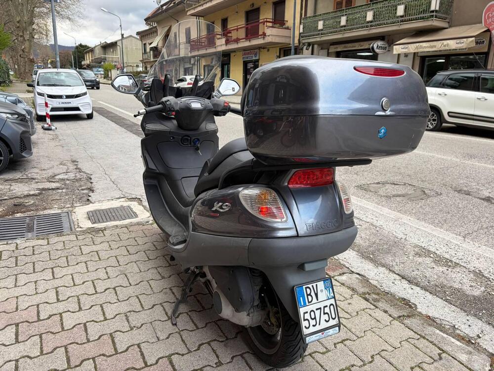 Piaggio X9 200 Evolution (4)