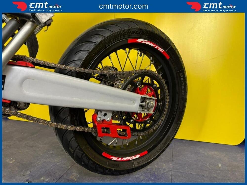 Fantic Motor XMF 125 Motard Competition 4T (2023 - 24) (5)