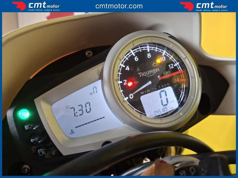 Triumph Street Triple (2007 - 12) (5)