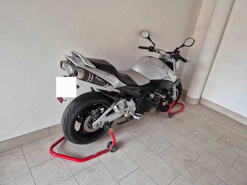 Suzuki GSR 600 (2006 - 11) (3)