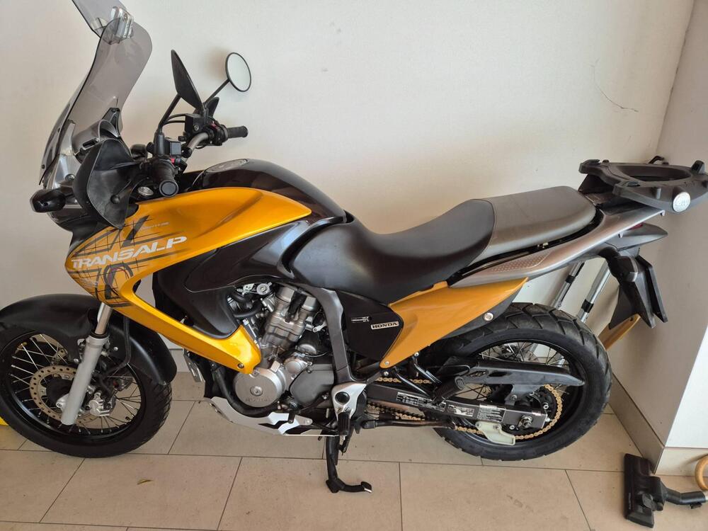 Honda Transalp XL 700 V (2007 - 2013) (5)