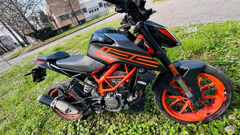 KTM 125 Duke (2021 - 23) (6)