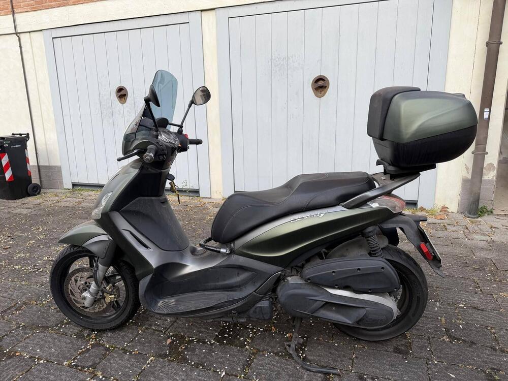 Piaggio Beverly 350 SportTouring ie ABS (2011 - 17) (7)