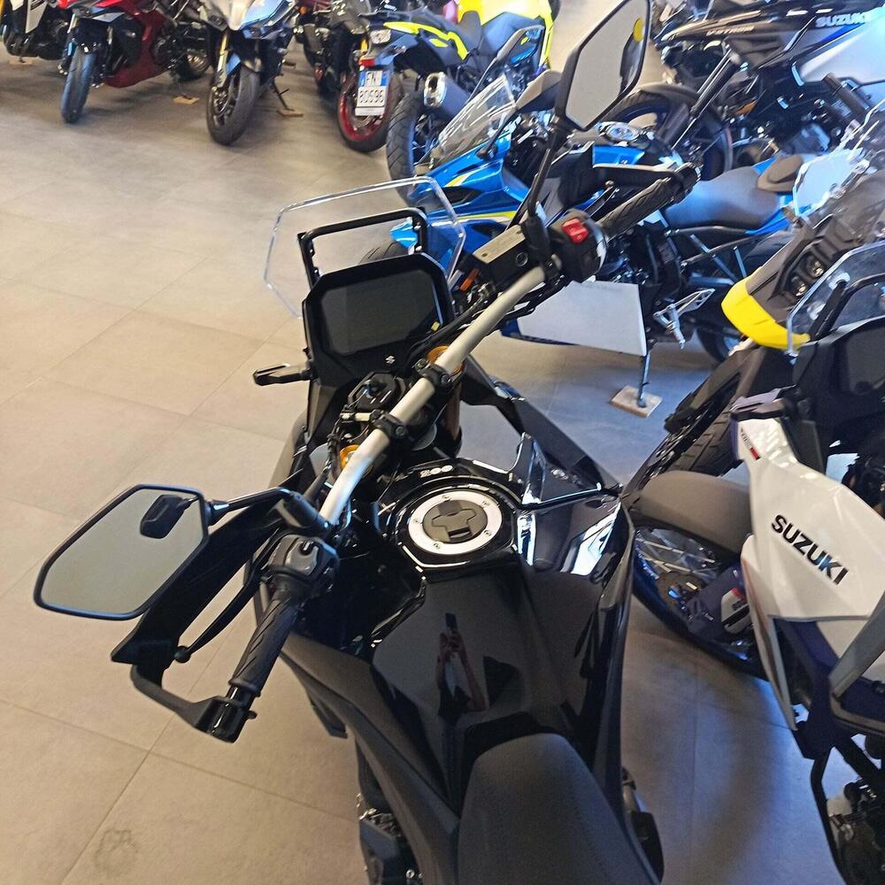Suzuki V-Strom 800DE (2025 - 26) (4)