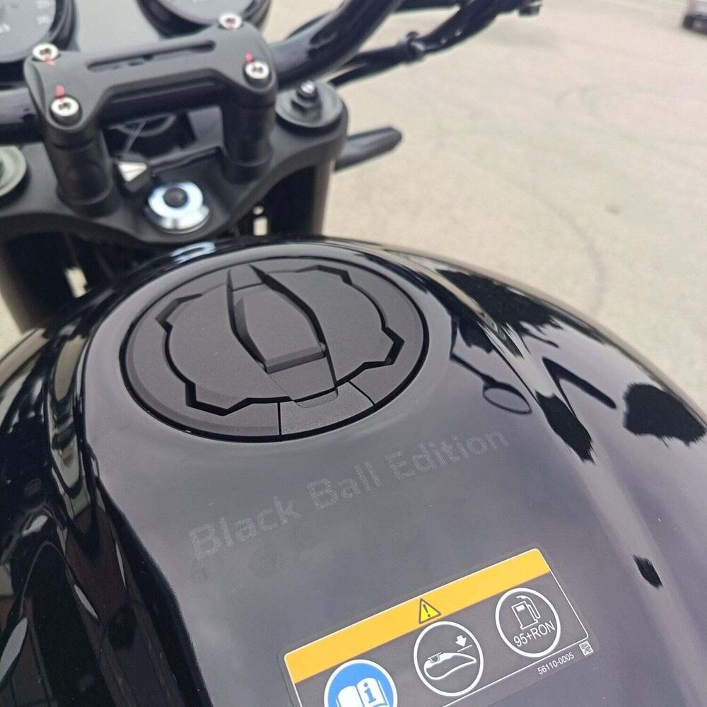 Kawasaki Z 900 RS Black Ball Edition (2026) (7)