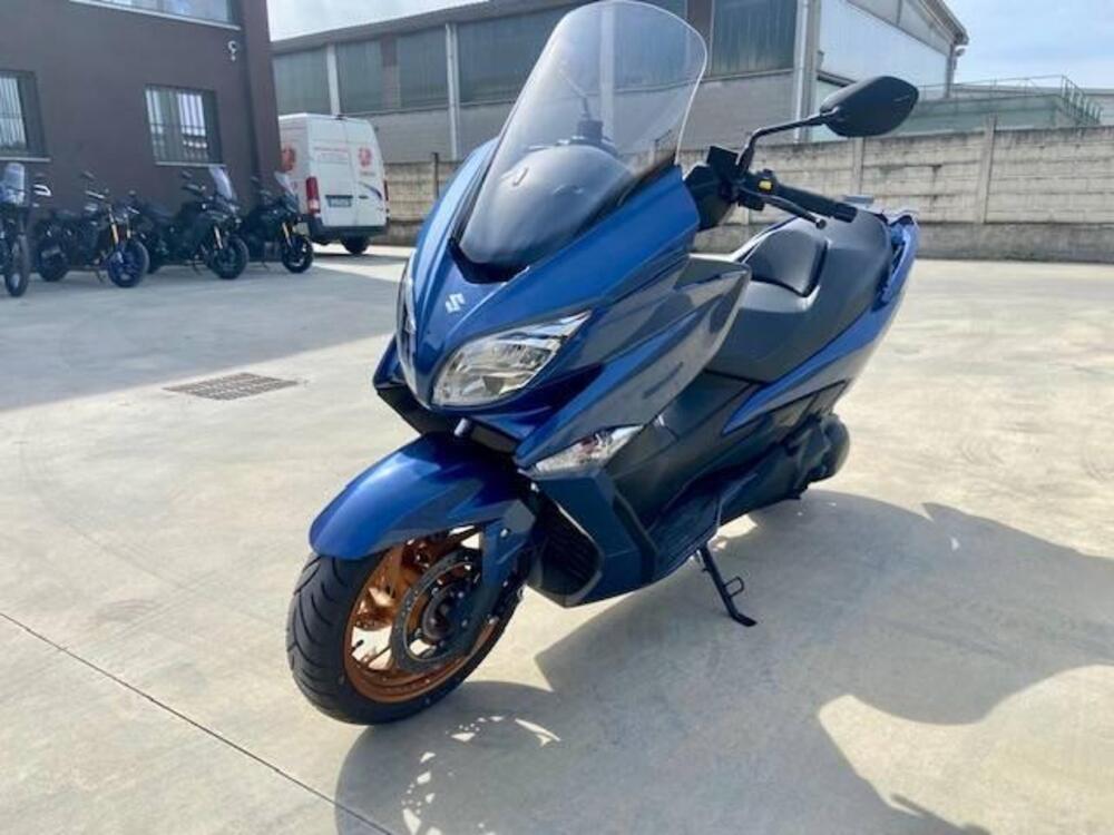 Suzuki Burgman 400 (2025 - 26) (2)