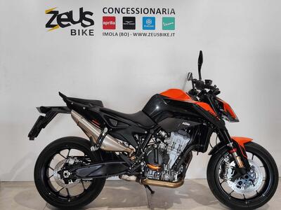 KTM 890 Duke (2021 - 23) usata