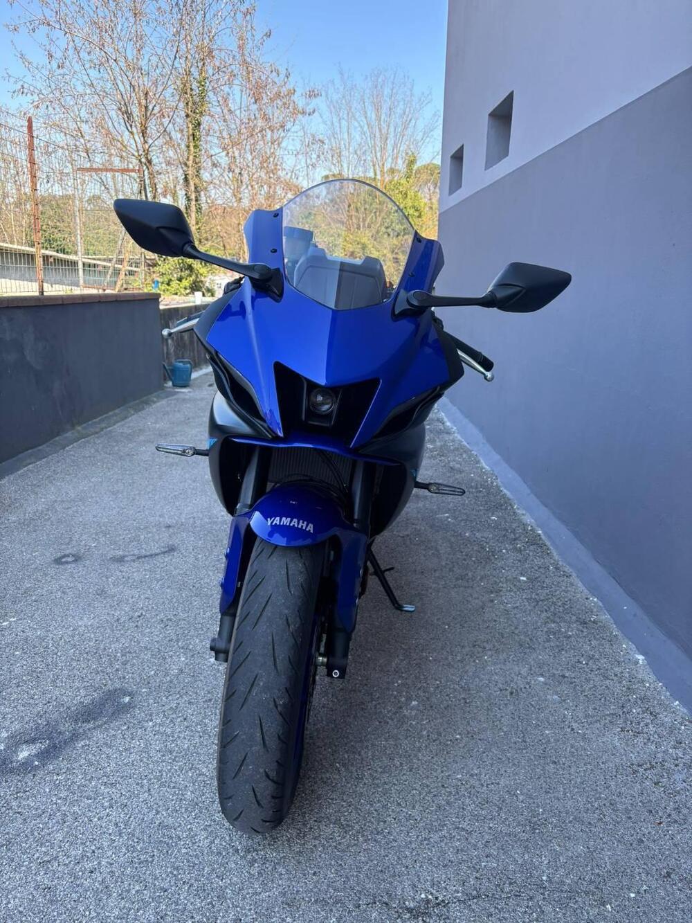 Yamaha YZF R7 (2021 - 25) (2)