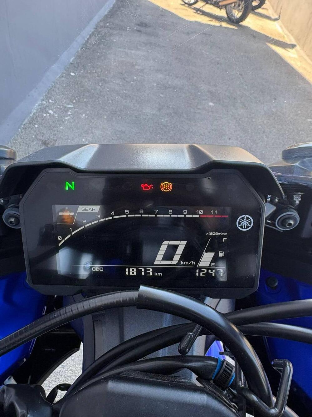 Yamaha YZF R7 (2021 - 25) (3)